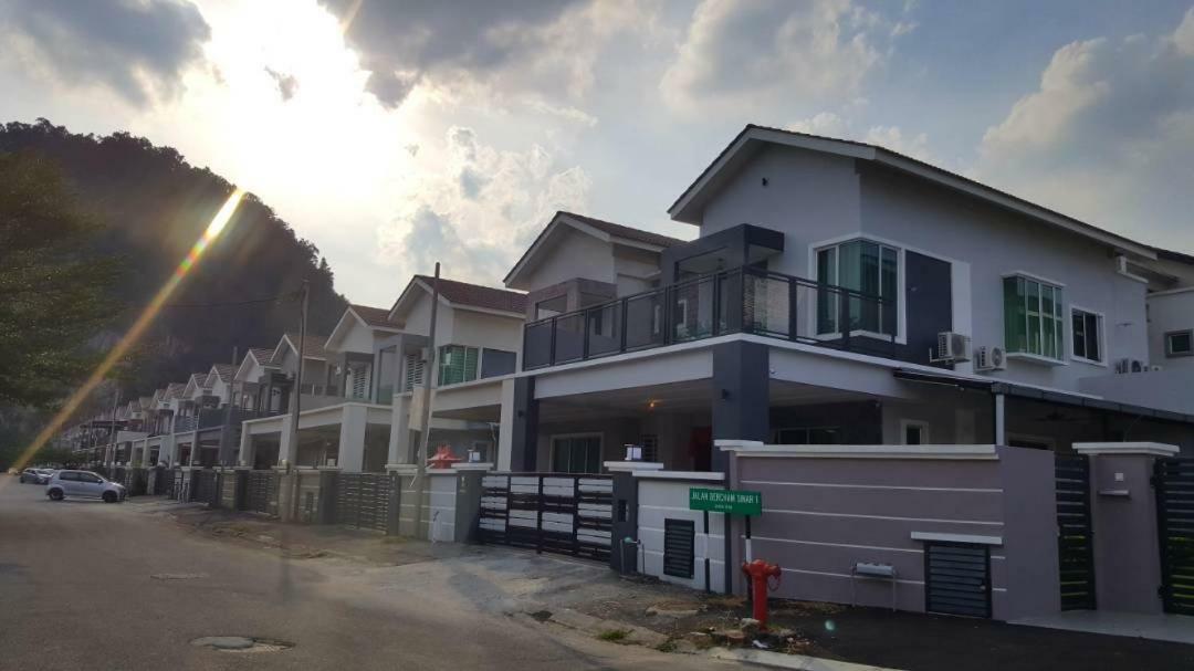 Ipoh Easteden Homestay Bagian luar foto